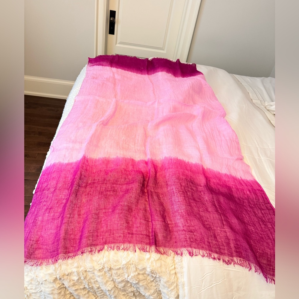 Weekend by Max Mara Linen Wrap 90”x38”
